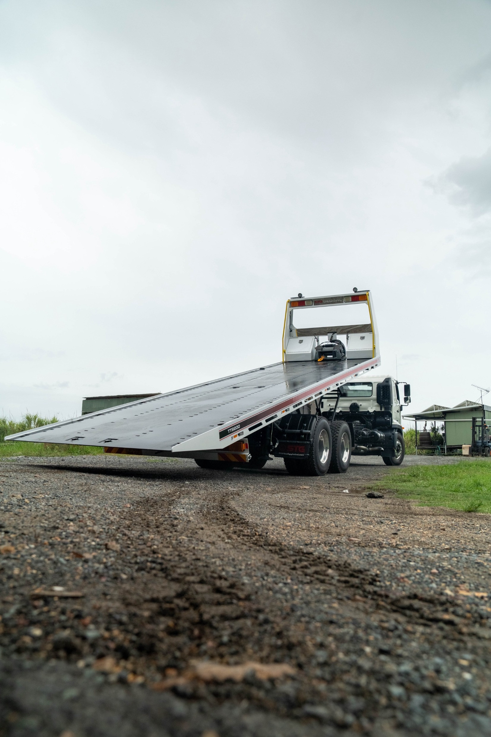 2024 HINO FM 2628-500 SERIES AUTOMATIC TILT TRAY