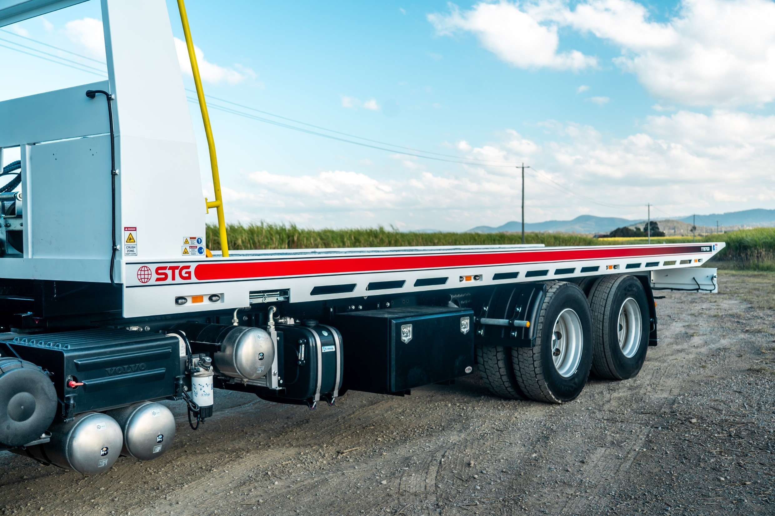 2024 VOLVO FE 300/340 TT8700 8.7M AUTOMATIC TILT TRAY
