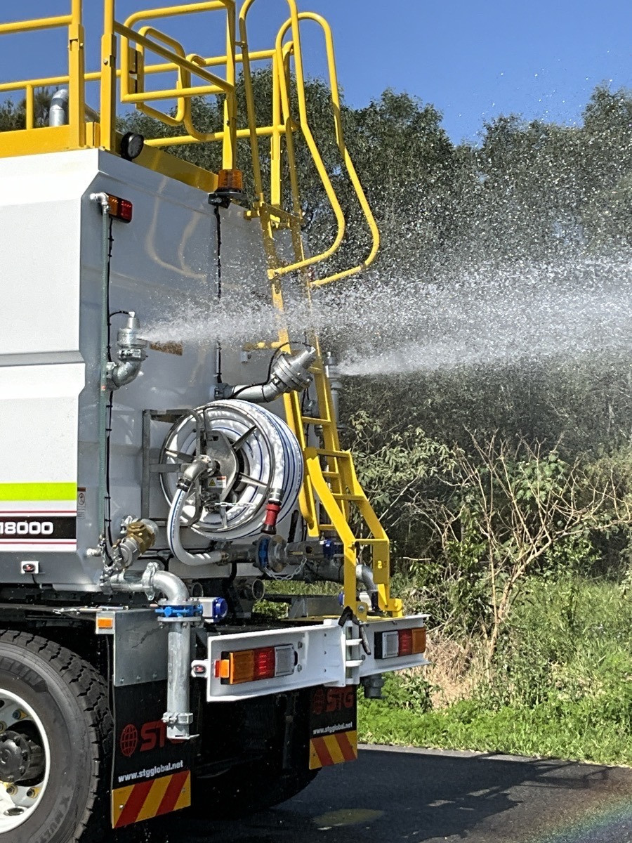 2025 ISUZU FYH 300-350 18,000LT GALVANISED AUTOMATIC WATER TRUCK