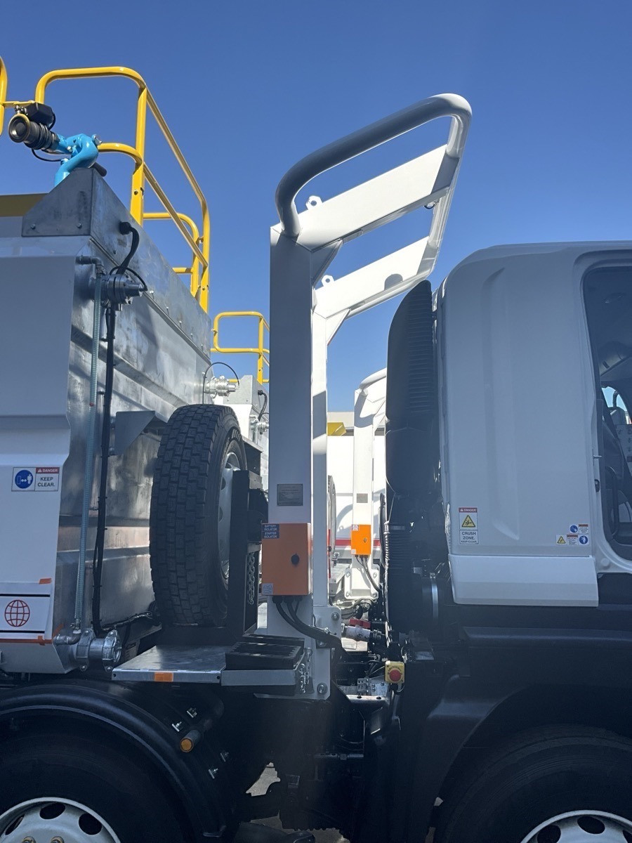 2025 ISUZU FYH 300-350 18,000LT GALVANISED AUTOMATIC WATER TRUCK