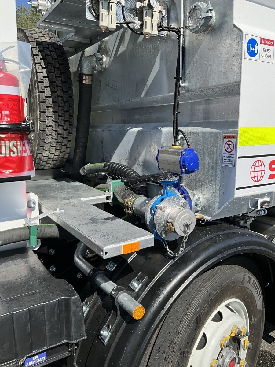 2025 ISUZU FYH 300-350 18,000LT GALVANISED AUTOMATIC WATER TRUCK