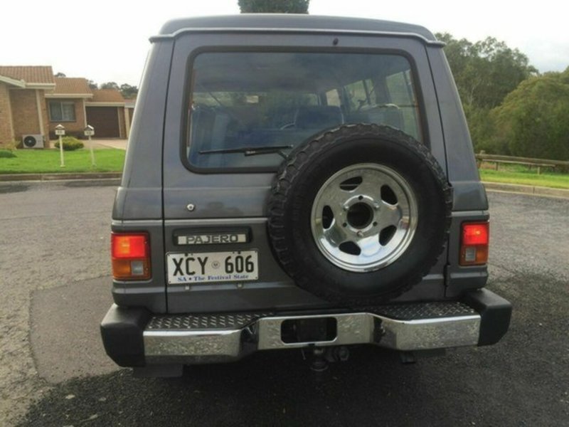 1987 MITSUBISHI PAJERO SUPERWAGON (4x4) NE