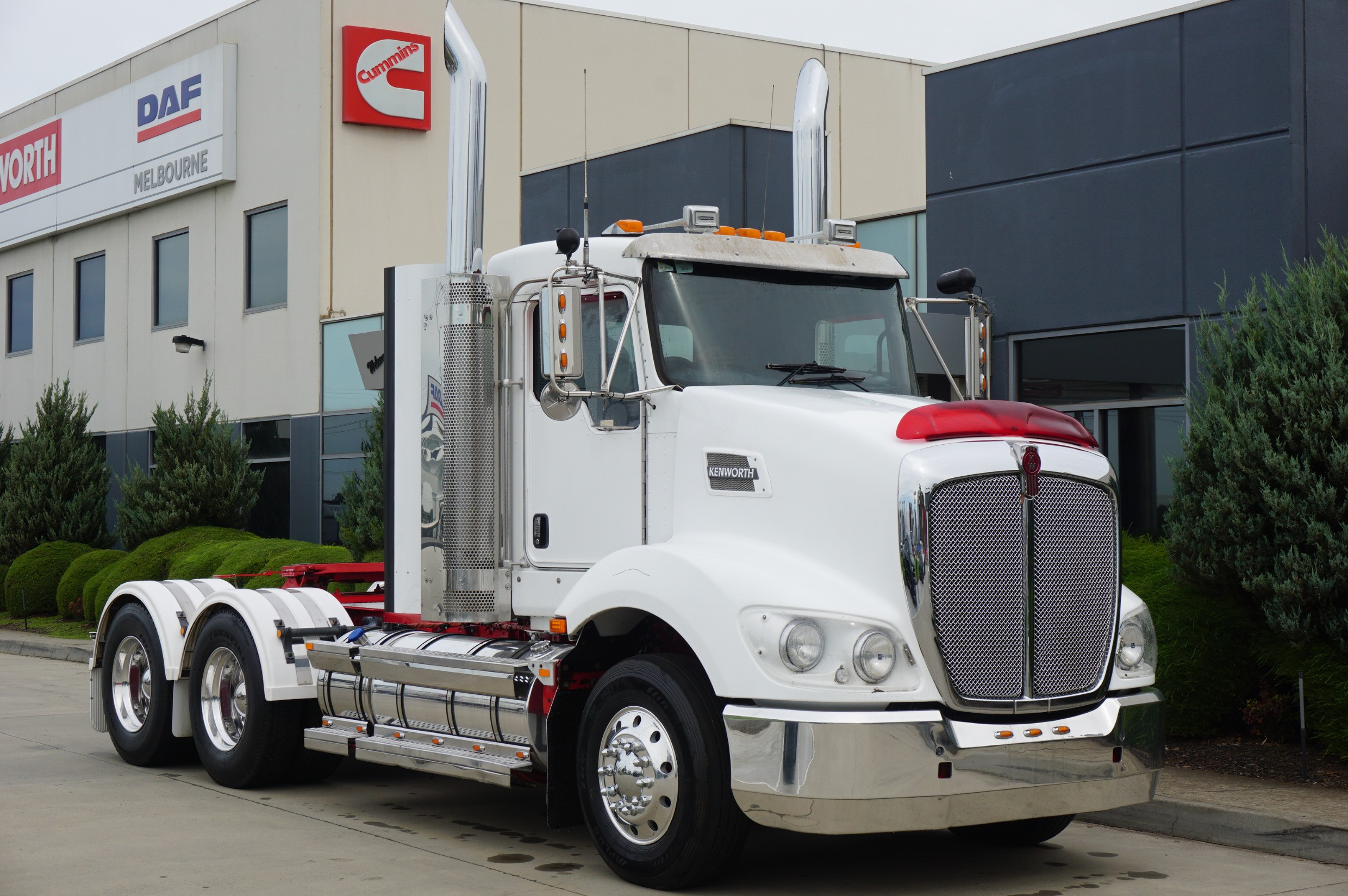 2016 KENWORTH T409 AUTOMATIC PRIMEMOVER