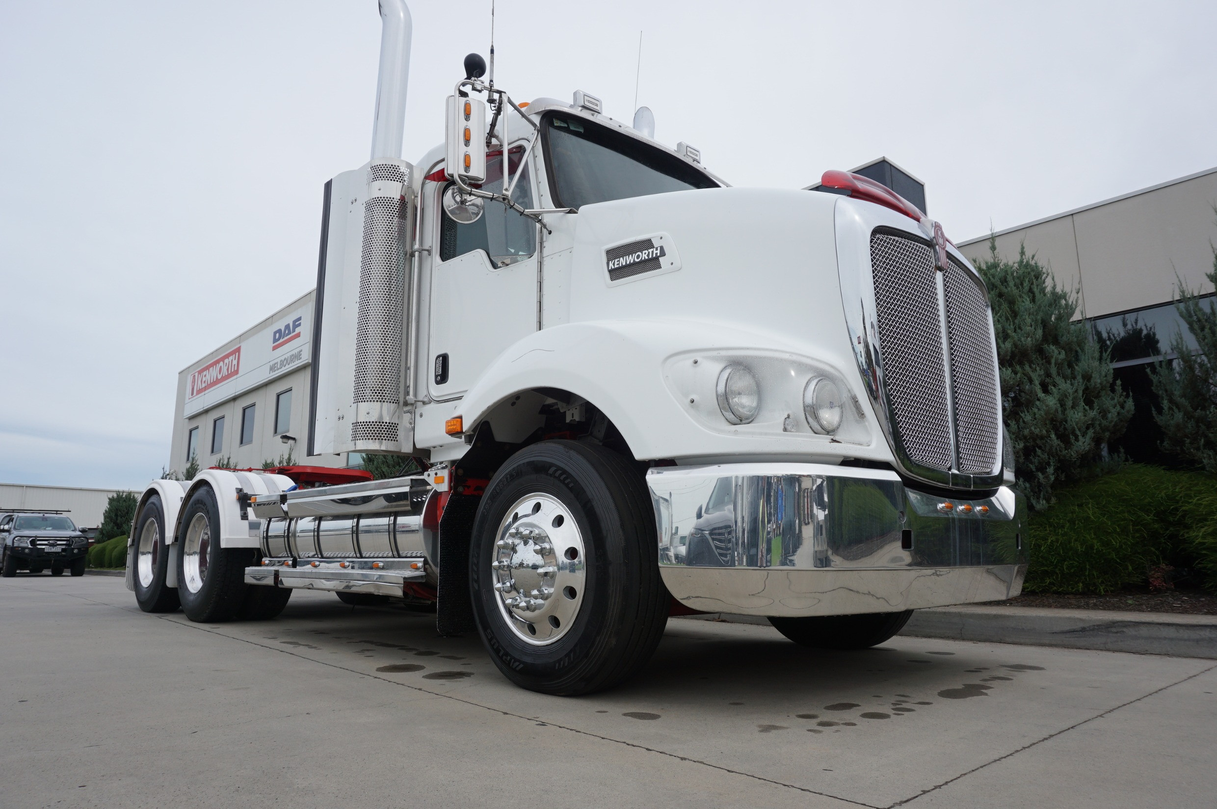 2016 KENWORTH T409 AUTOMATIC PRIMEMOVER