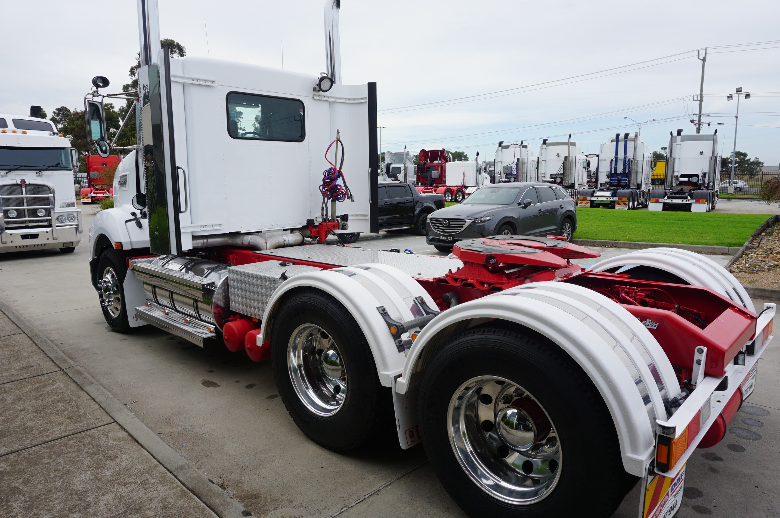 2016 KENWORTH T409 AUTOMATIC PRIMEMOVER