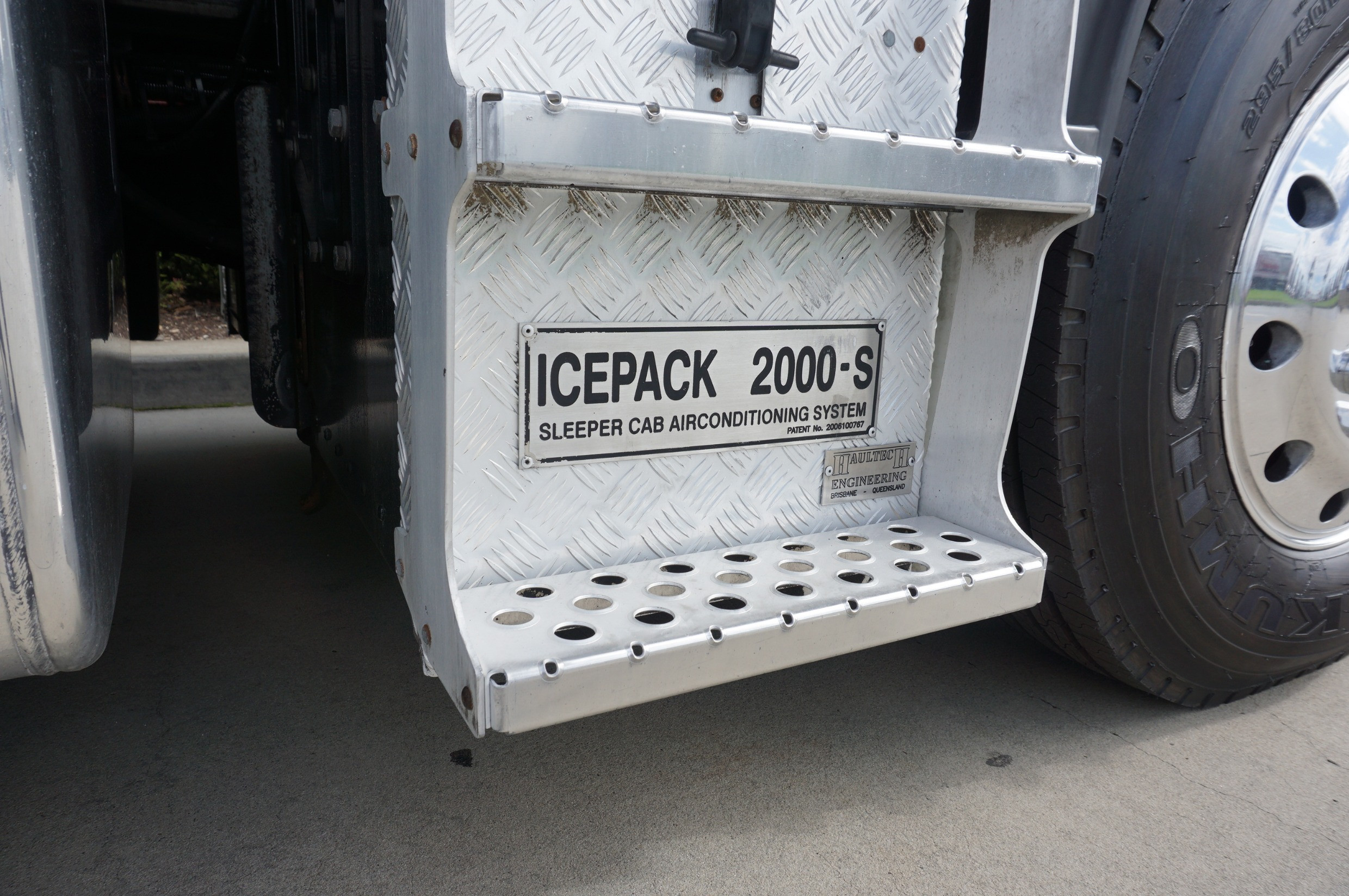 2010 KENWORTH K108 TRUCK MANUAL PRIMEMOVER