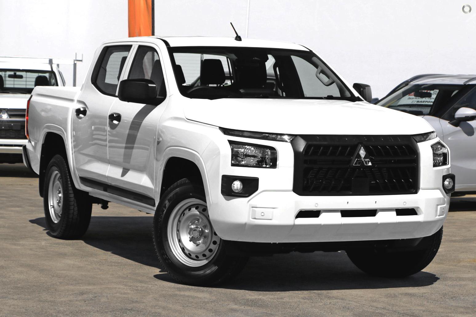 2024 MITSUBISHI TRITON GLX MV AUTO 4X2 MY24 DOUBLE CAB P/UP