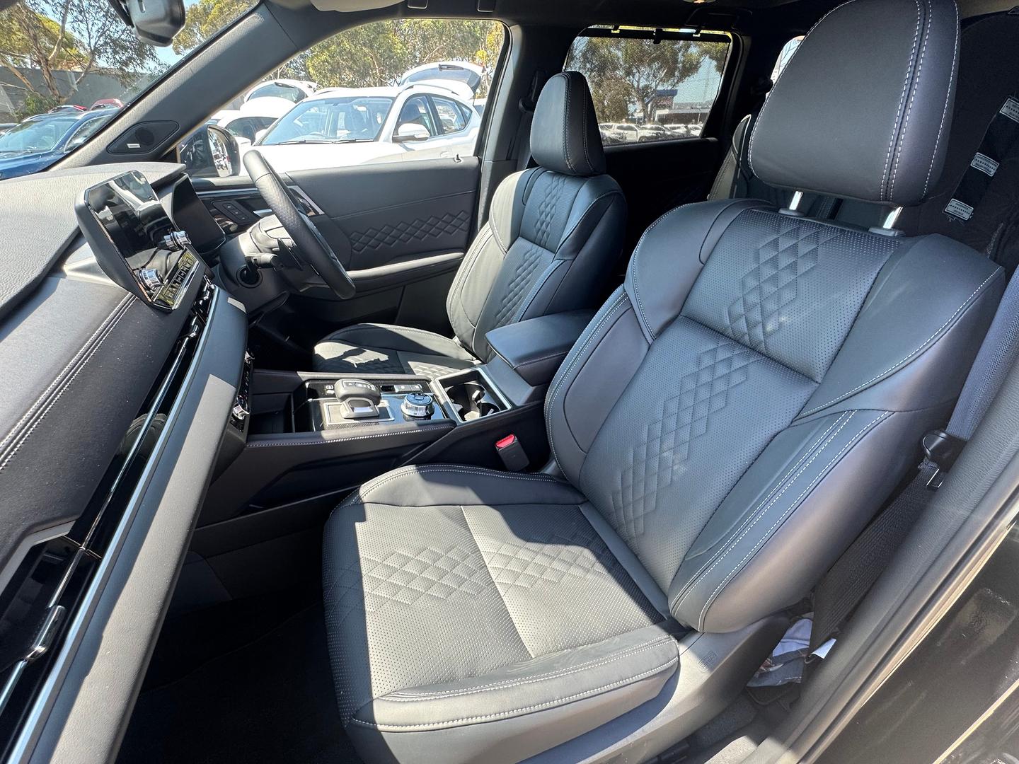 2024 MITSUBISHI OUTLANDER PHEV GSR ZM AUTO AWD MY24 WAGON