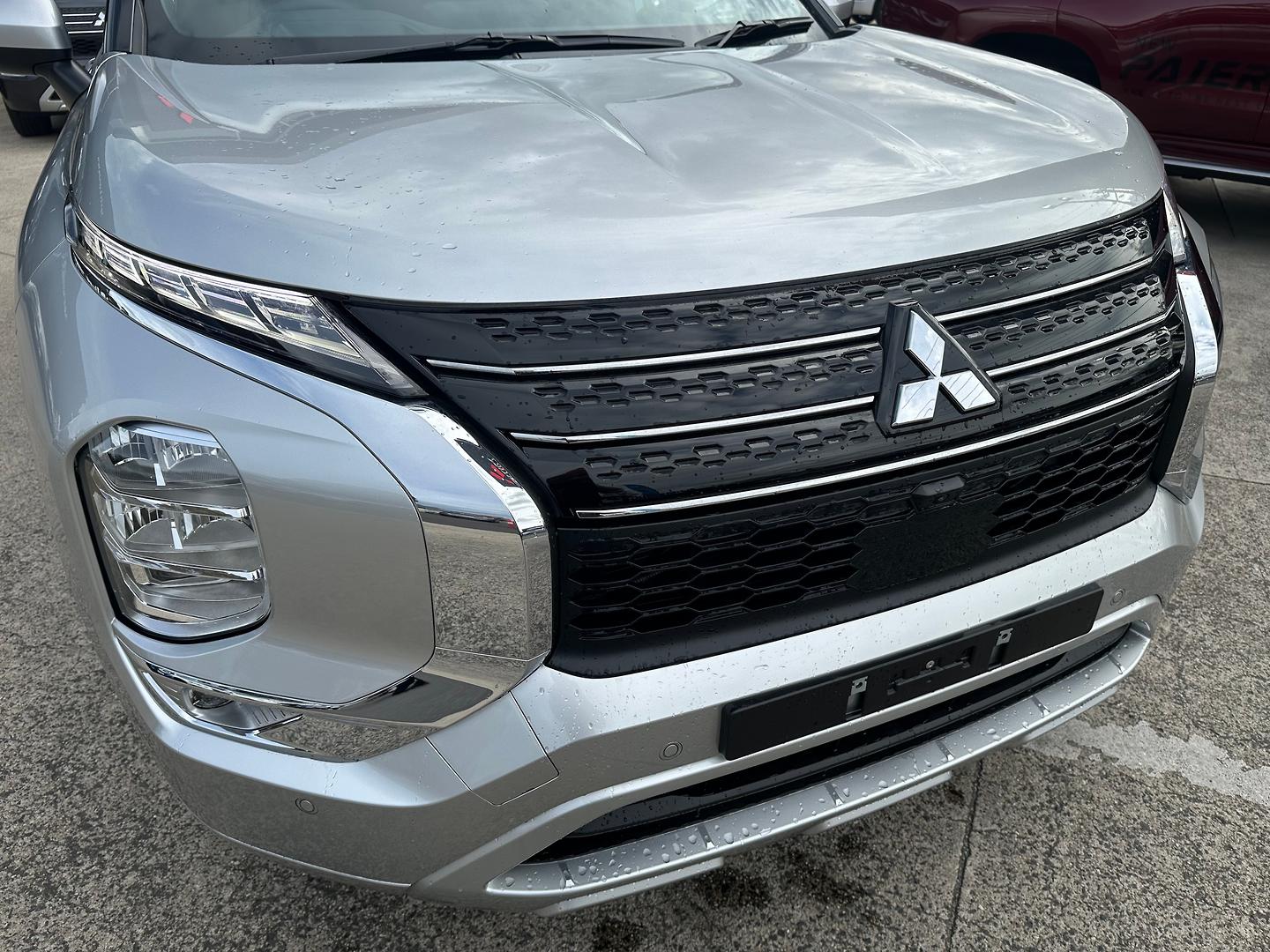 2024 MITSUBISHI OUTLANDER ZM MY24 EXCEED TOURER 7 SEAT (AWD) CVT AUTO 8 SPEED 4D WAGON