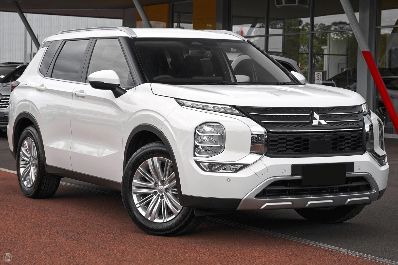 2023 MITSUBISHI OUTLANDER ZM MY23 LS 7 SEAT (2WD) CVT AUTO 8 SPEED 4D WAGON