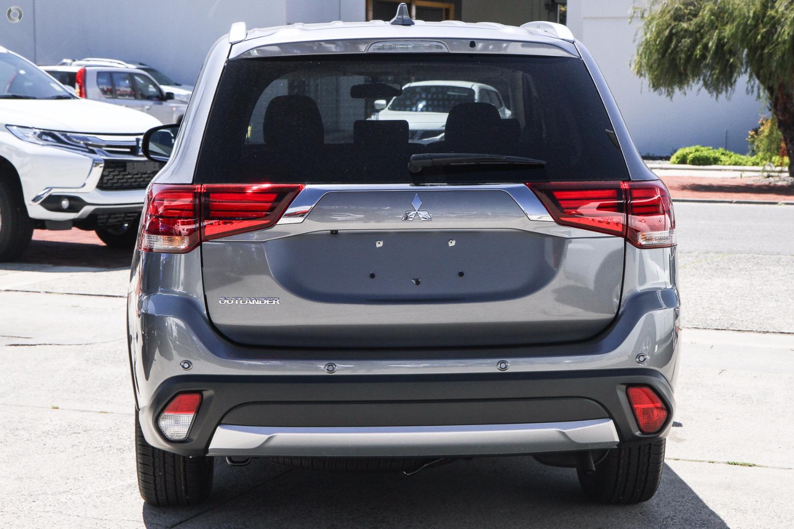2017 MITSUBISHI OUTLANDER ZK MY17 LS (4x2) CONTINUOUS VARIABLE 4D WAGON