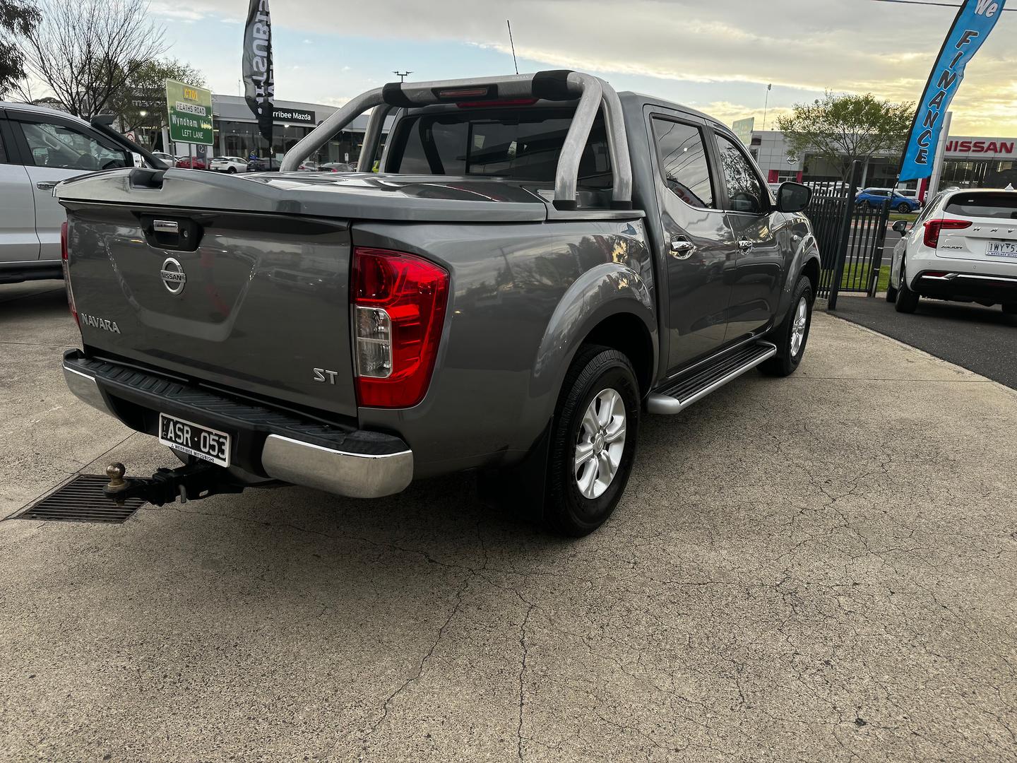 2018 NISSAN NAVARA ST D23 SERIES 3 AUTO 4X2 DUAL CAB UTILITY