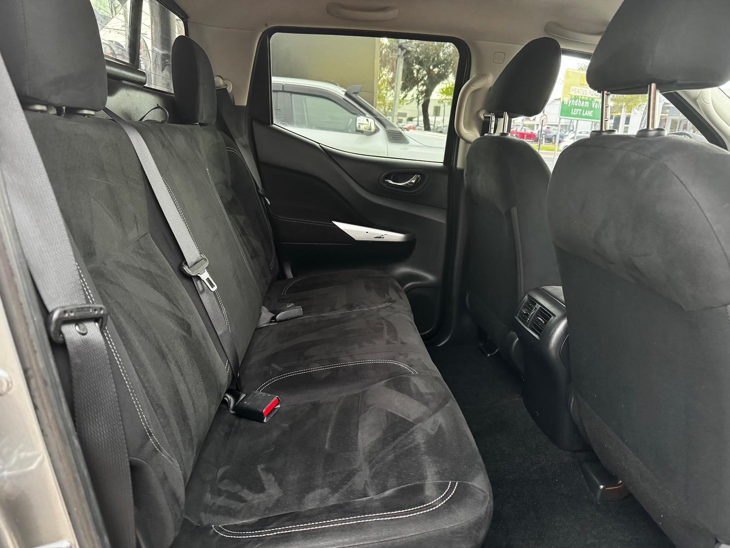 2018 NISSAN NAVARA ST D23 SERIES 3 AUTO 4X2 DUAL CAB UTILITY