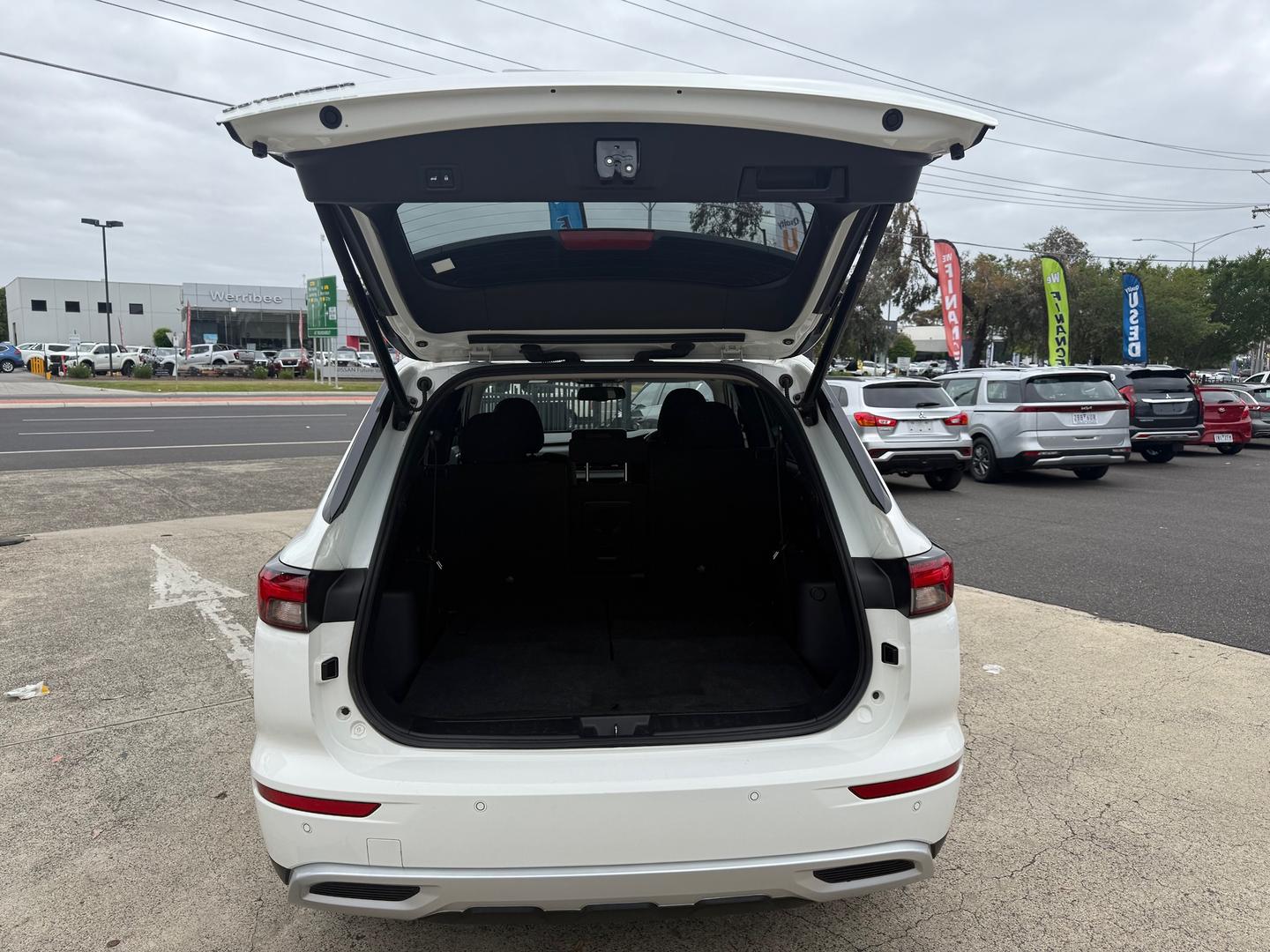2022 MITSUBISHI OUTLANDER ZM MY22 LS 7 SEAT (2WD) CONTINUOUS VARIABLE 4D WAGON