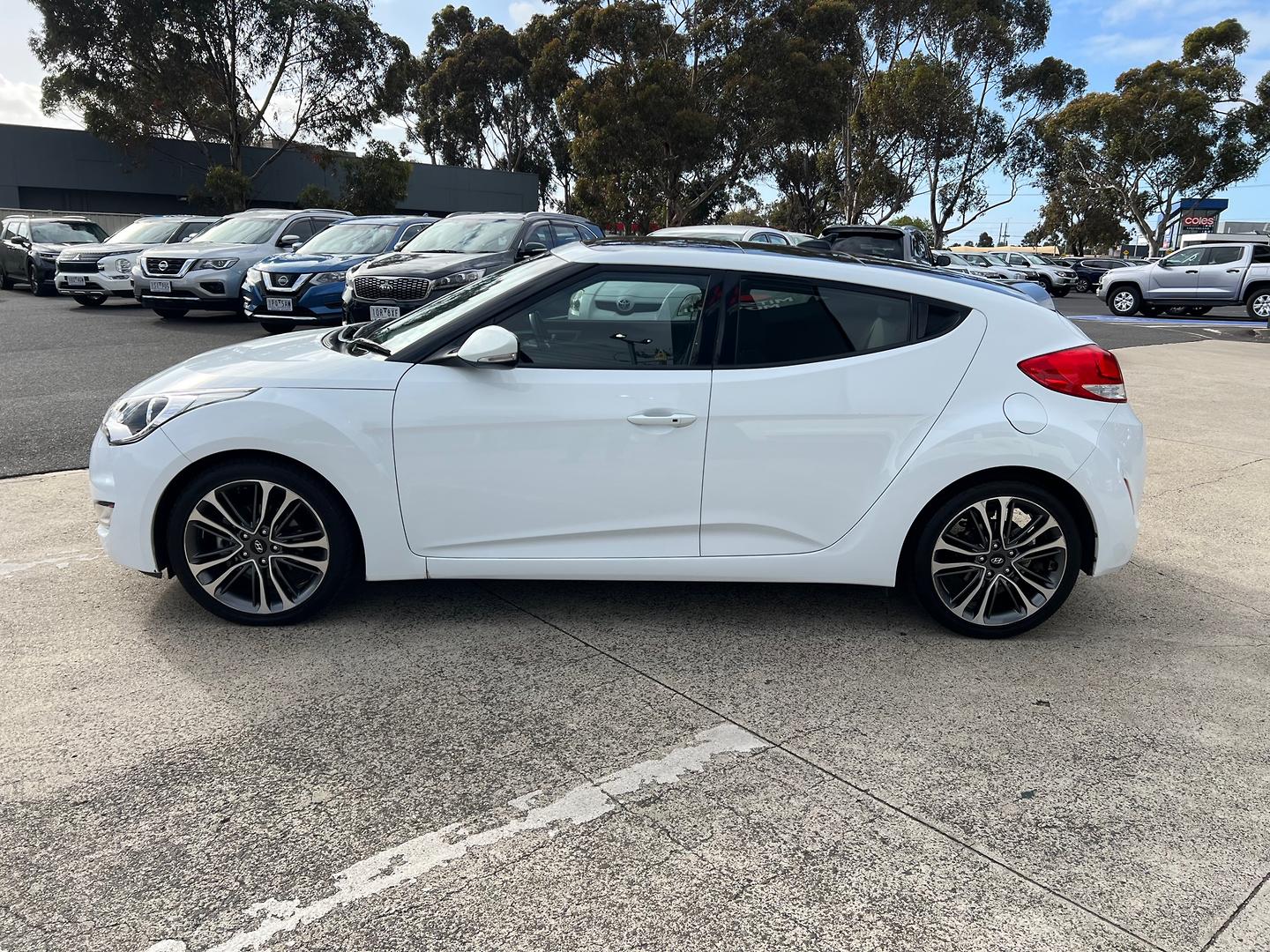 2017 HYUNDAI VELOSTER FS5 SERIES 2 MY16 6 SP AUTO DUAL CLUTCH 3D COUPE