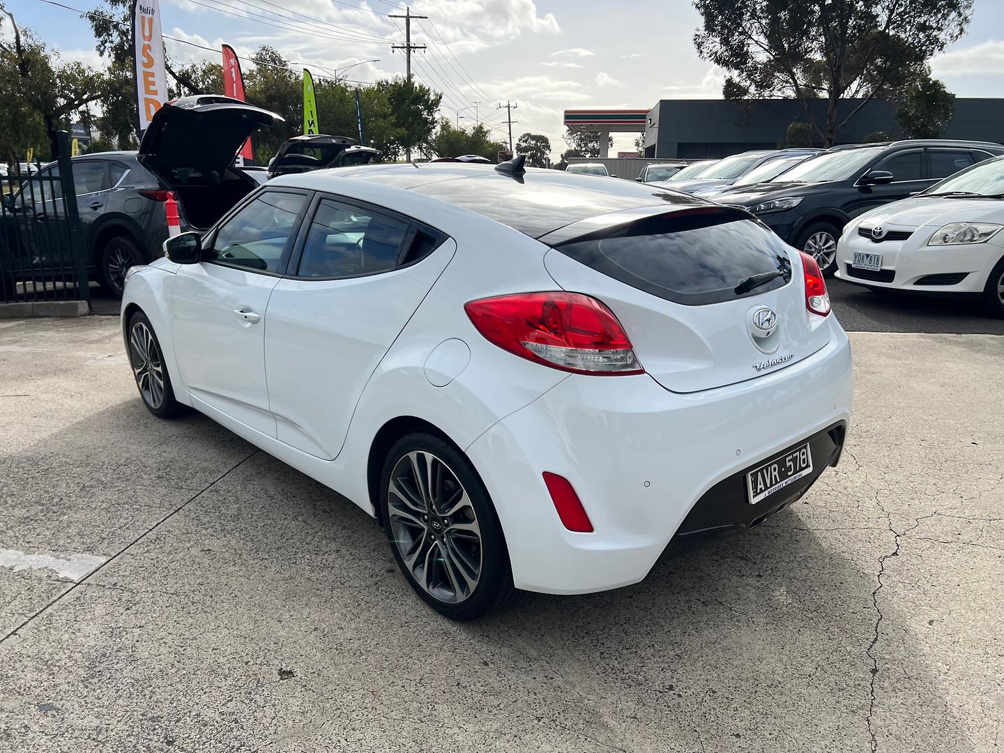 2017 HYUNDAI VELOSTER FS5 SERIES 2 MY16 6 SP AUTO DUAL CLUTCH 3D COUPE