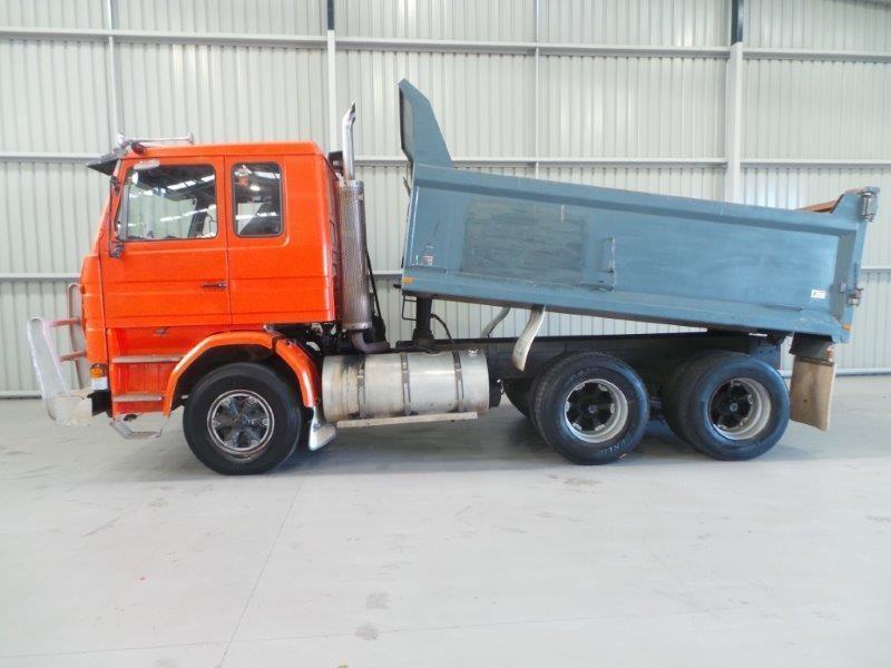 1985 SCANIA R112H