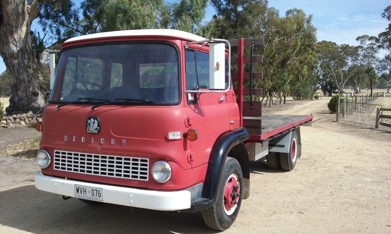 1963 BEDFORD TK