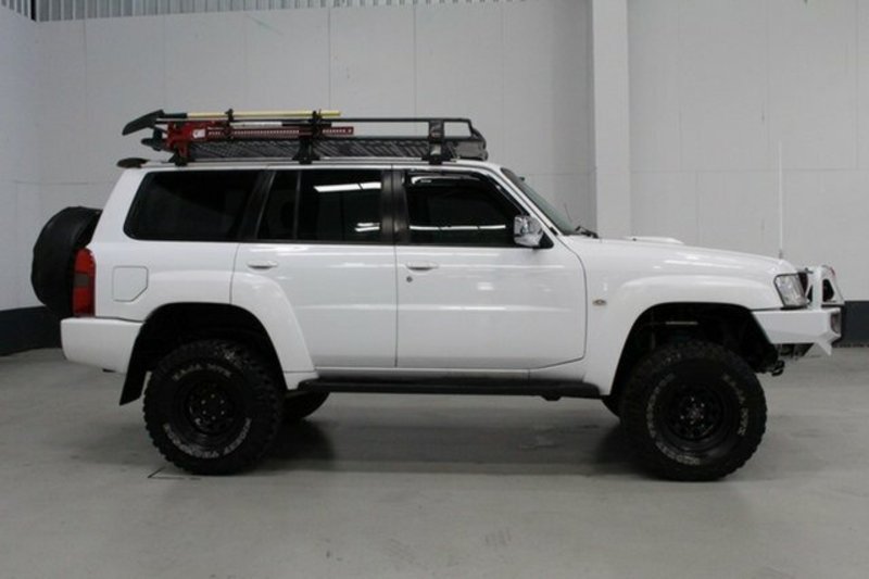 2006 NISSAN PATROL ST (4x4) GU IV