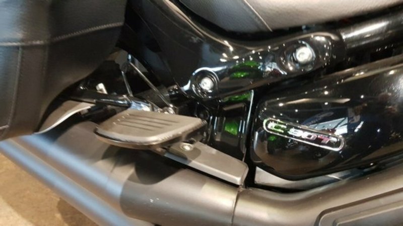2013 SUZUKI 1500CC BOULEVARD C90T (VL1500BT) L3