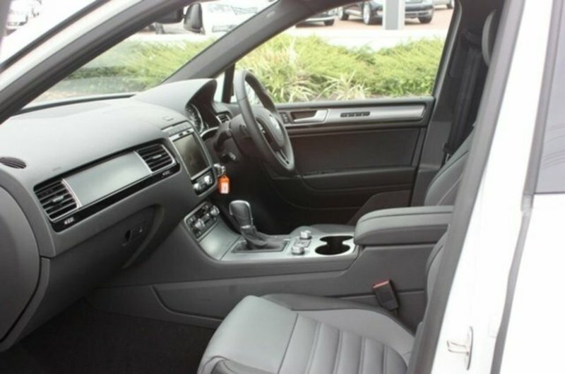 2015 VOLKSWAGEN TOUAREG V8 TDI R-LINE 7P MY15