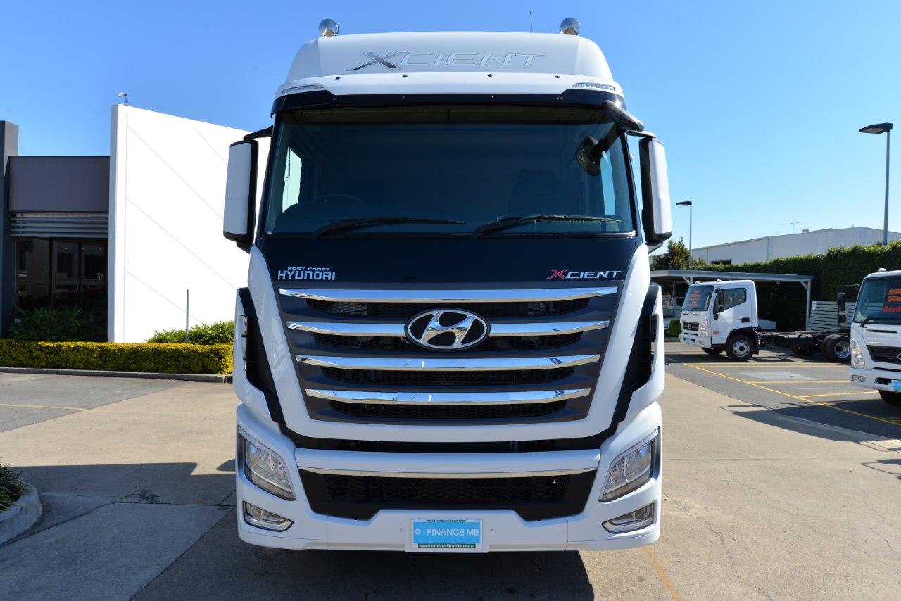 2020 HYUNDAI XCIENT 6X4 PRIME MOVER