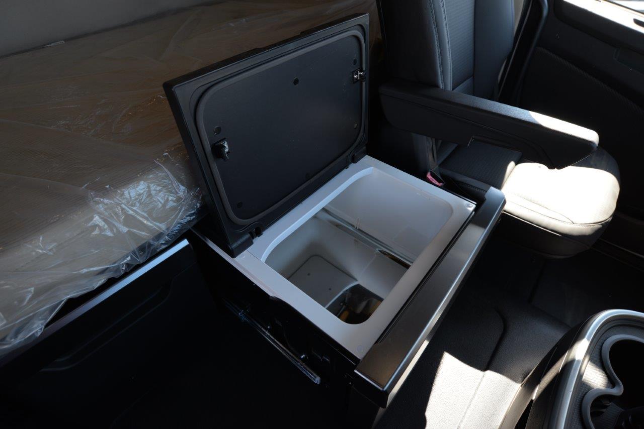 2020 HYUNDAI XCIENT 6X4 PRIME MOVER