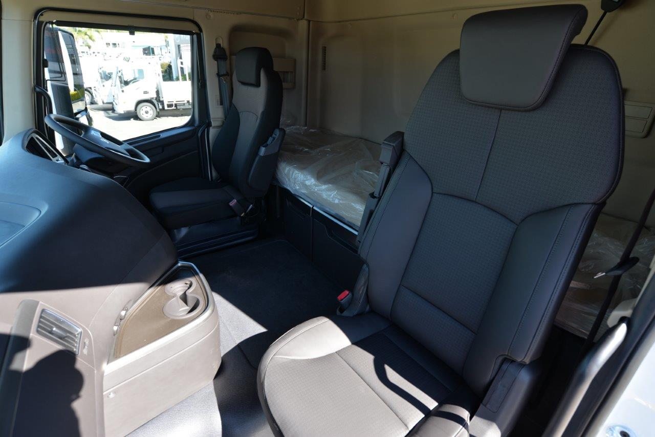 2020 HYUNDAI XCIENT 6X4 PRIME MOVER