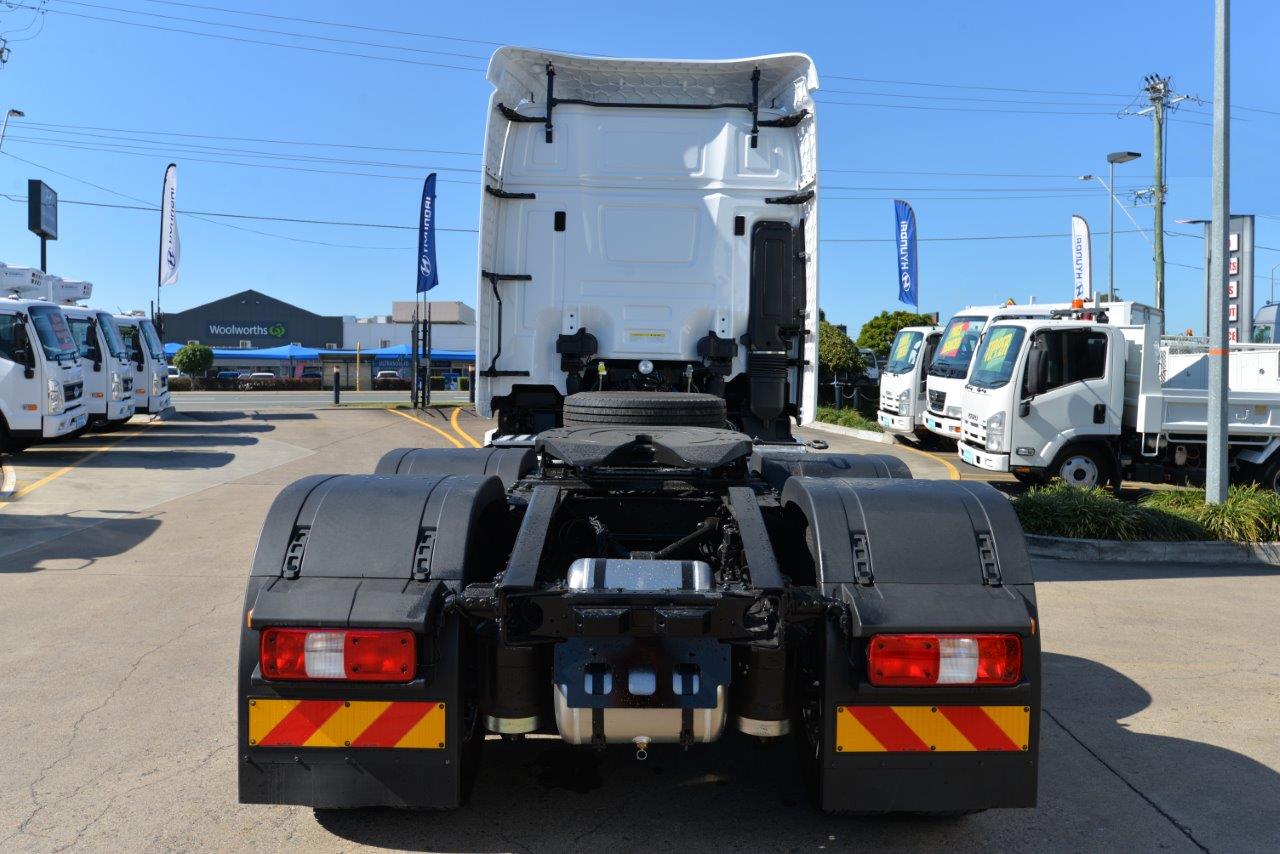 2020 HYUNDAI XCIENT 6X4 PRIME MOVER