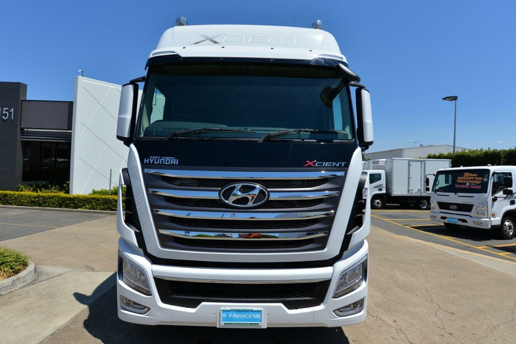 2019 HYUNDAI XCIENT MWB AUTOMATIC PRIME MOVER