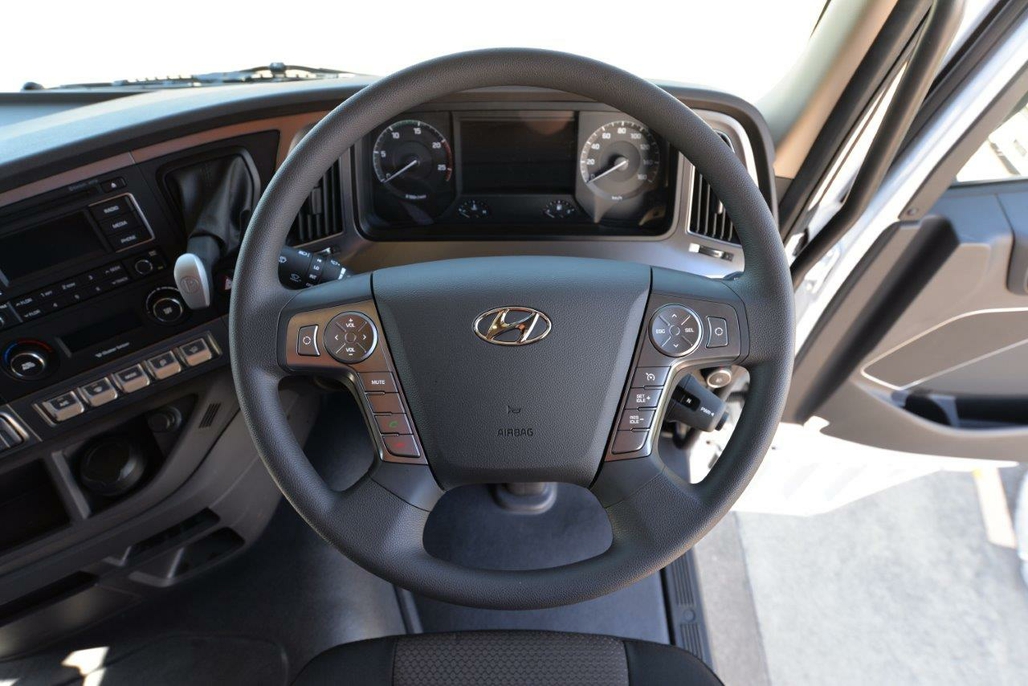 2019 HYUNDAI XCIENT MWB AUTOMATIC PRIME MOVER