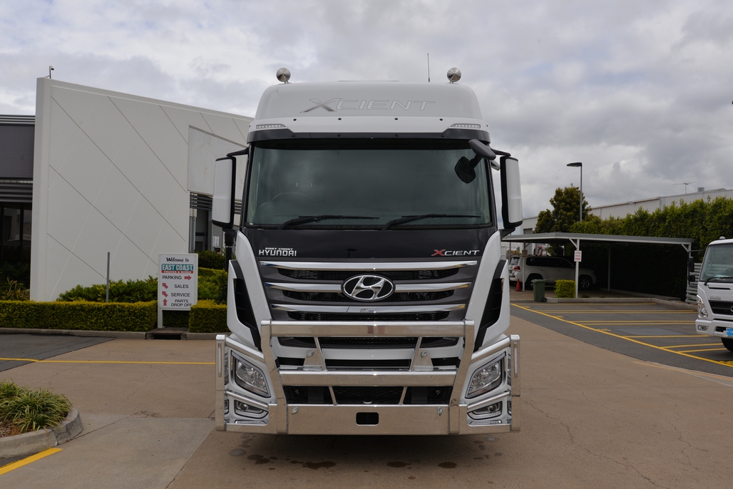 2019 HYUNDAI XCIENT MWB AUTOMATIC PRIME MOVER
