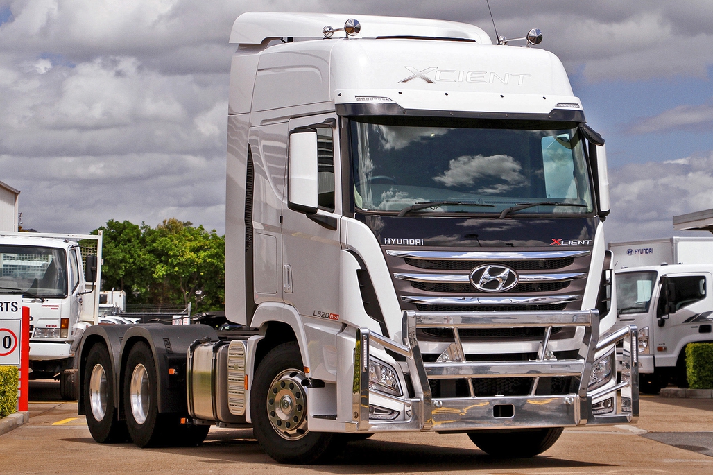 2019 HYUNDAI XCIENT MWB AUTOMATIC PRIME MOVER
