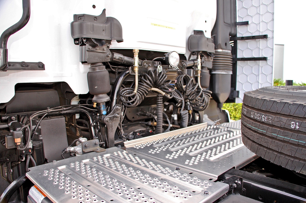 2019 HYUNDAI XCIENT MWB AUTOMATIC PRIME MOVER