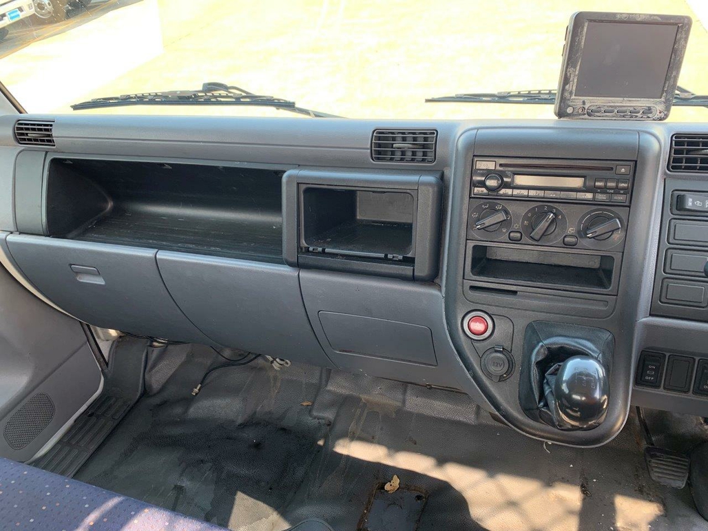 2006 MITSUBISHI FUSO CANTER 7/800 MANUAL TRAYTOP
