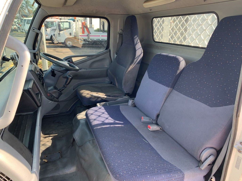 2006 MITSUBISHI FUSO CANTER 7/800 MANUAL TRAYTOP