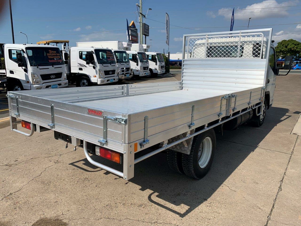 2006 MITSUBISHI FUSO CANTER 7/800 MANUAL TRAYTOP