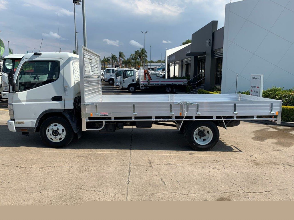 2006 MITSUBISHI FUSO CANTER 7/800 MANUAL TRAYTOP