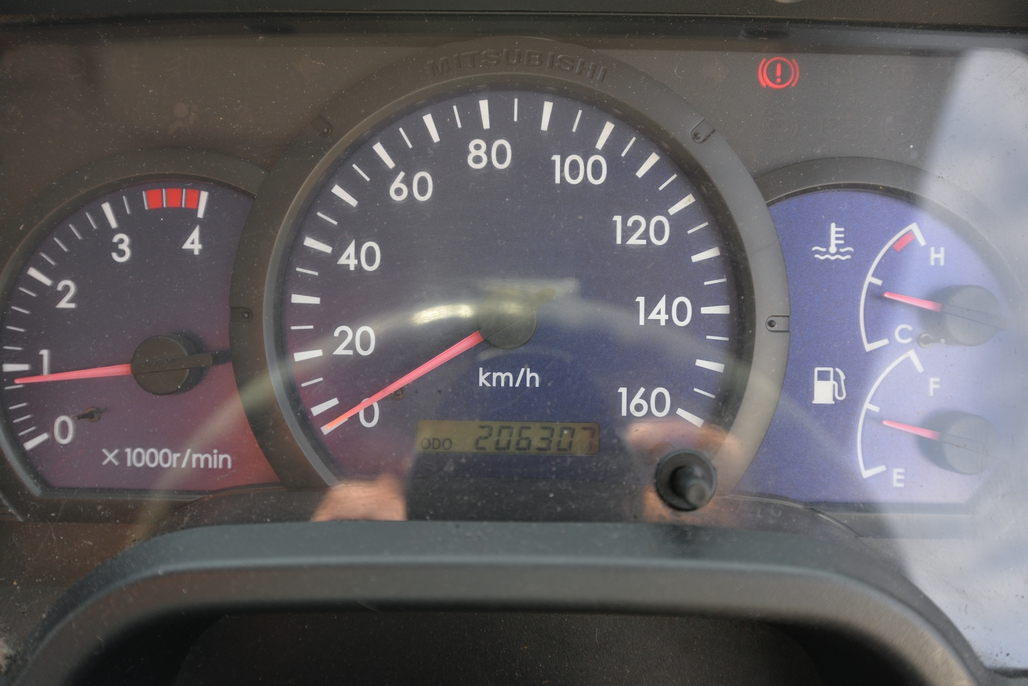 2006 MITSUBISHI FUSO CANTER 7/800 MANUAL TRAYTOP