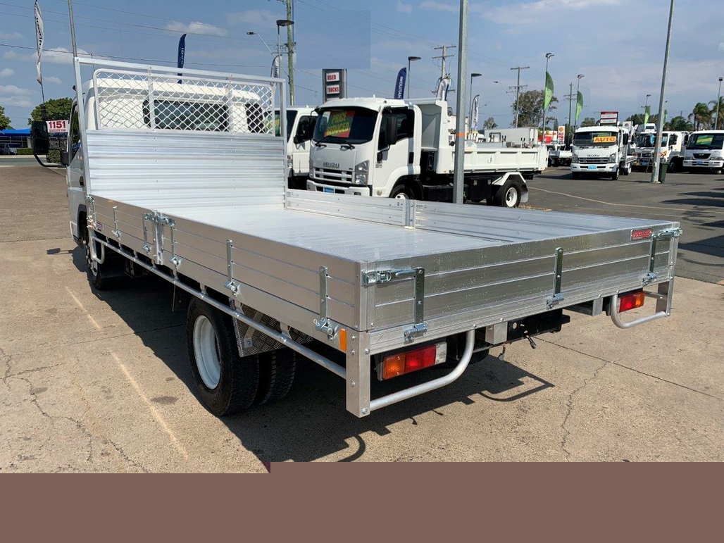 2006 MITSUBISHI FUSO CANTER 7/800 MANUAL TRAYTOP