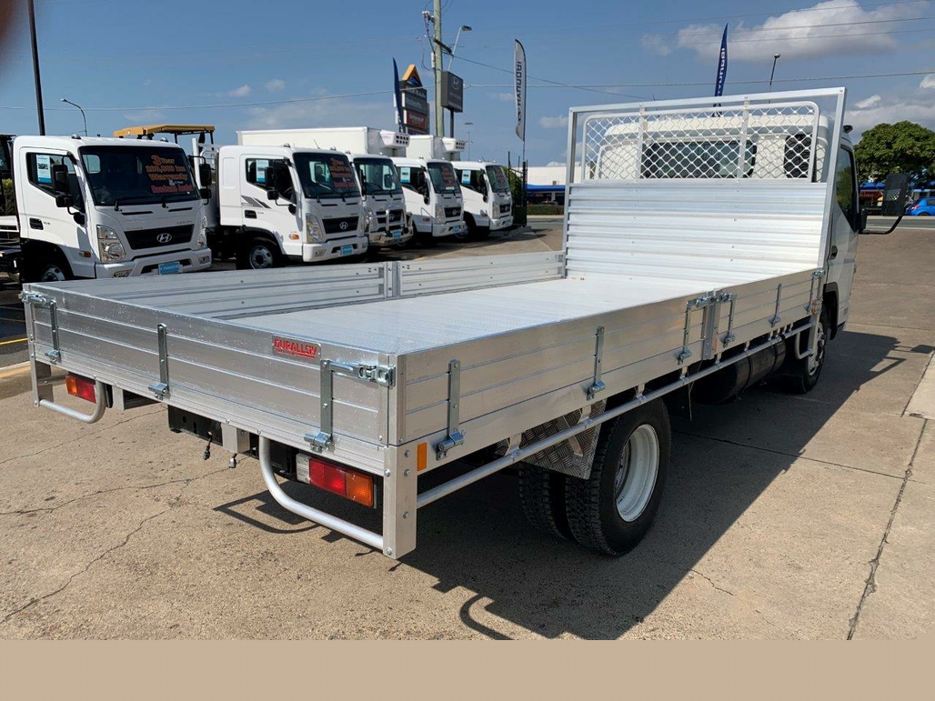 2006 MITSUBISHI FUSO CANTER 7/800 MANUAL TRAYTOP