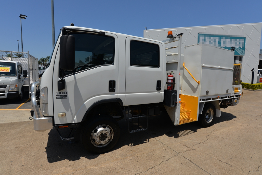2012 ISUZU NPS 300 MANUAL 4X4