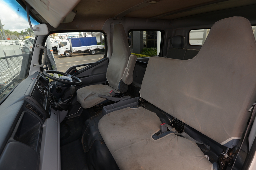 2013 MITSUBISHI FUSO CANTER FG84D MANUAL 4X4