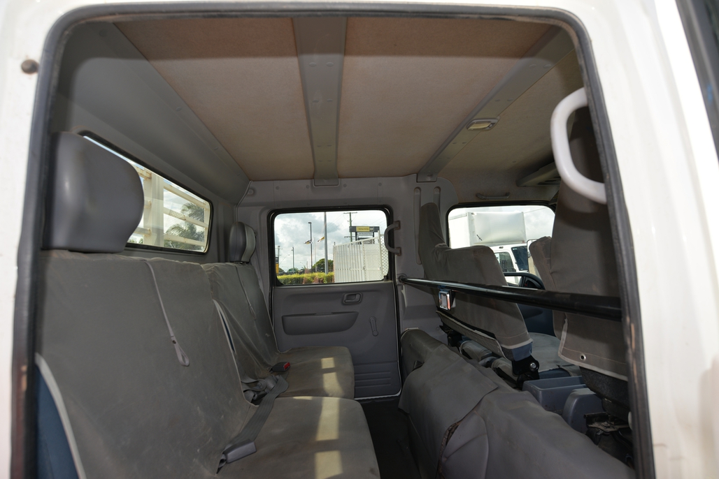 2013 MITSUBISHI FUSO CANTER FG84D MANUAL 4X4