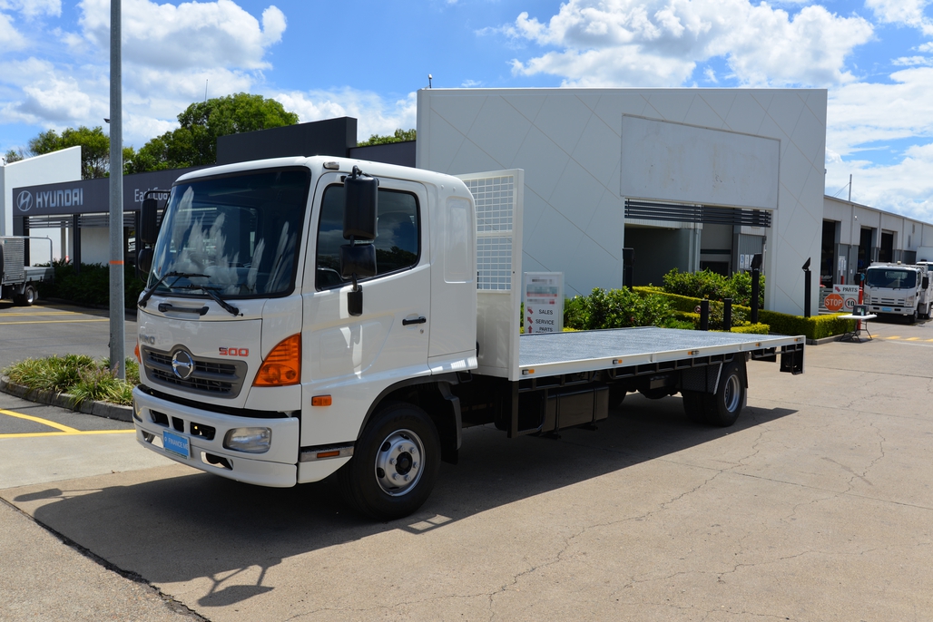 2011 HINO FD 500 MANUAL TRAYTOP