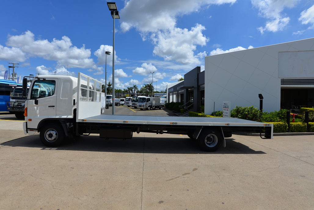 2011 HINO FD 500 MANUAL TRAYTOP