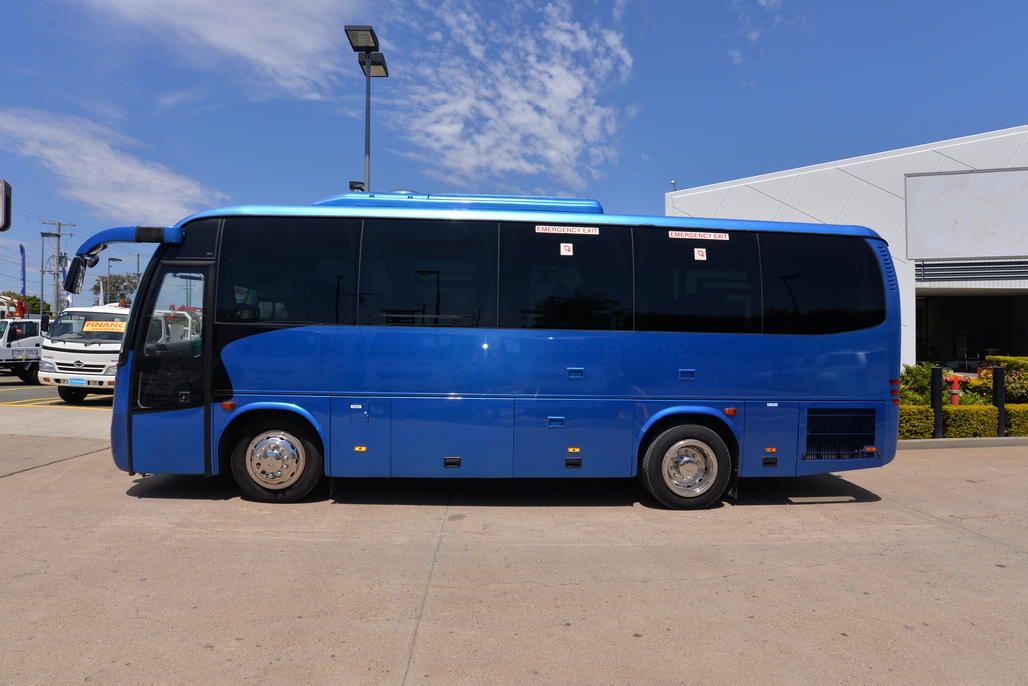 2011 WHITE-HIGER V SERIES AUTOMATIC BUS