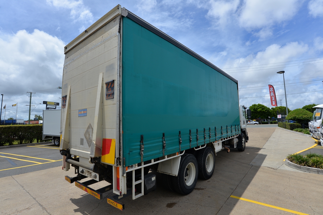 2008 ISUZU FVM 1400 MANUAL TAUTLINER