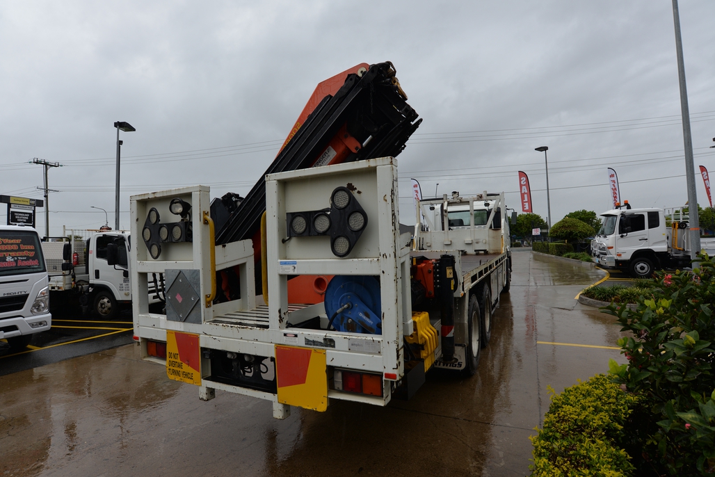 2008 MITSUBISHI FUSO FV 500 MANUAL CRANE TRUCK