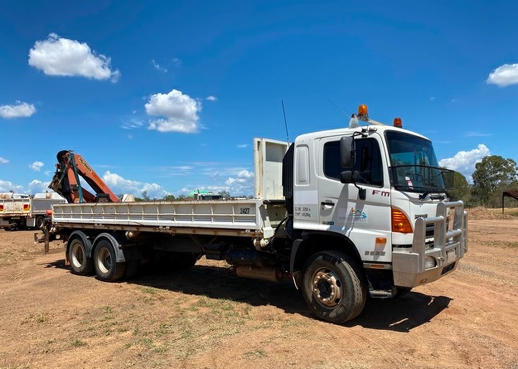 2009 HINO FM 500 MANUAL TIPPER